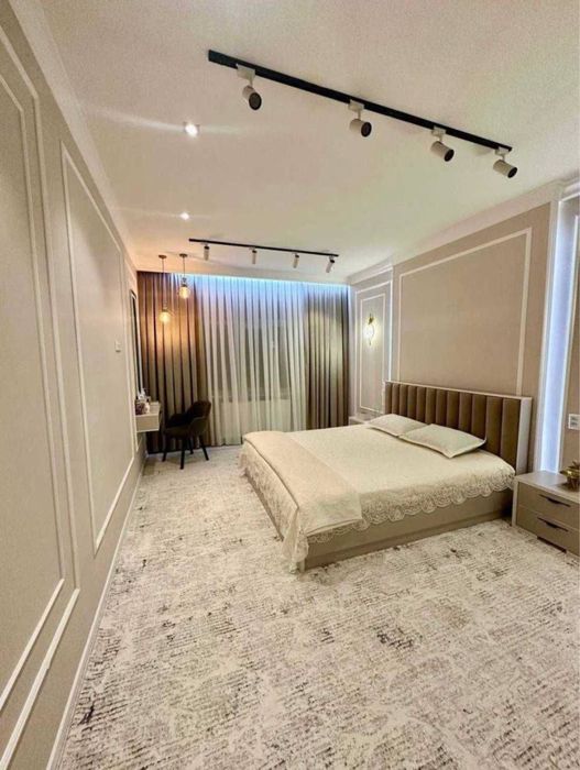 Элитная 3-комнатная квартира с дизайнерским ремонтом в ЖК Азия Хаус