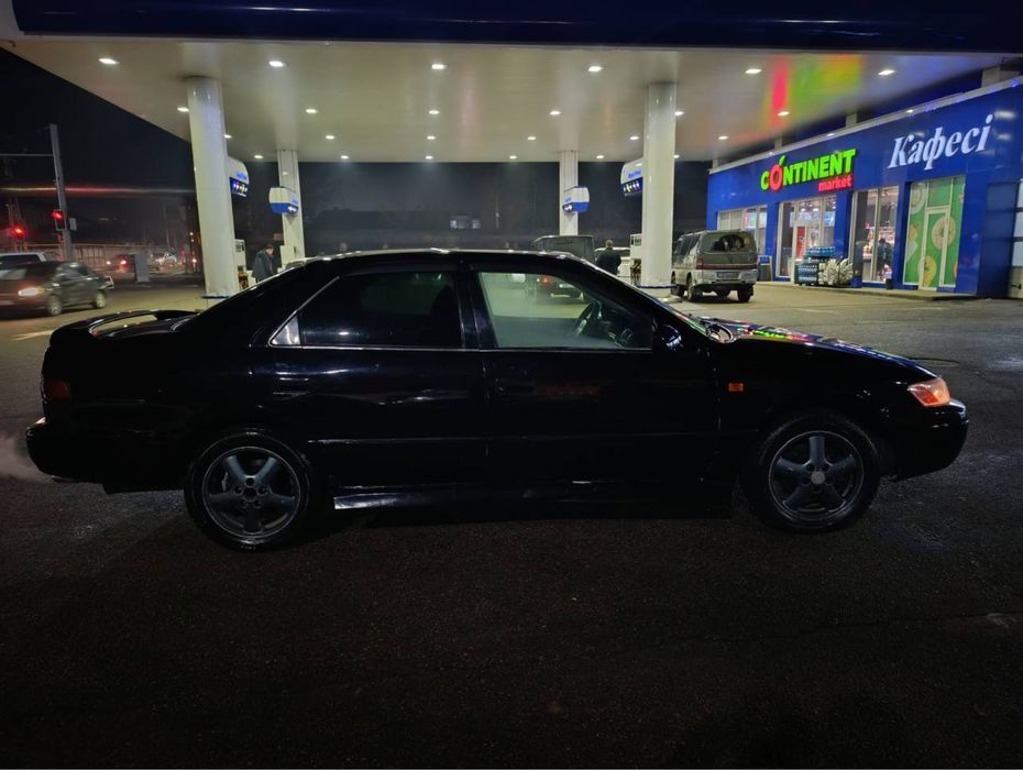 Продается машина в хорошем состояний