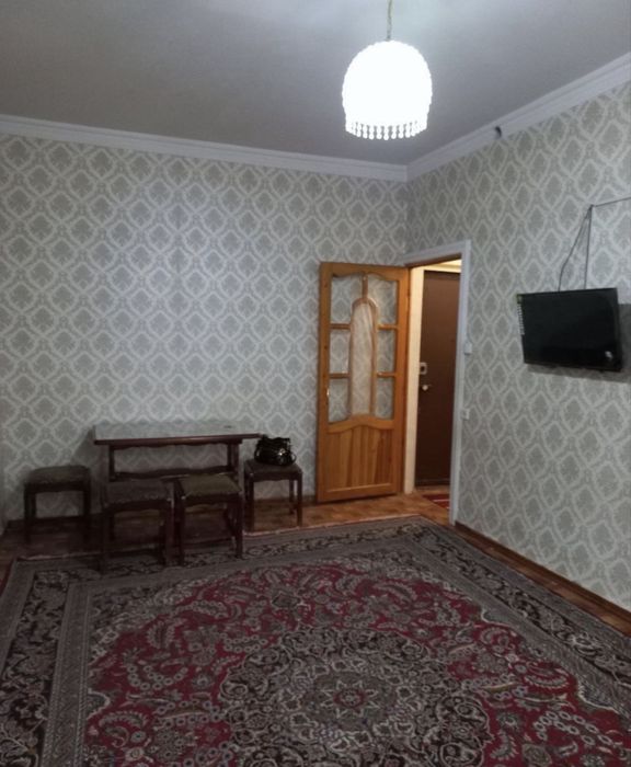 Чиланзар 12 квартал 1в2 комнатная