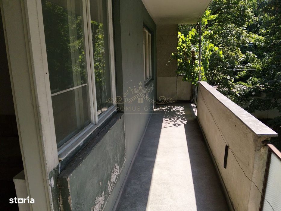 Vind apartament 3 camere in Gheorgheni .