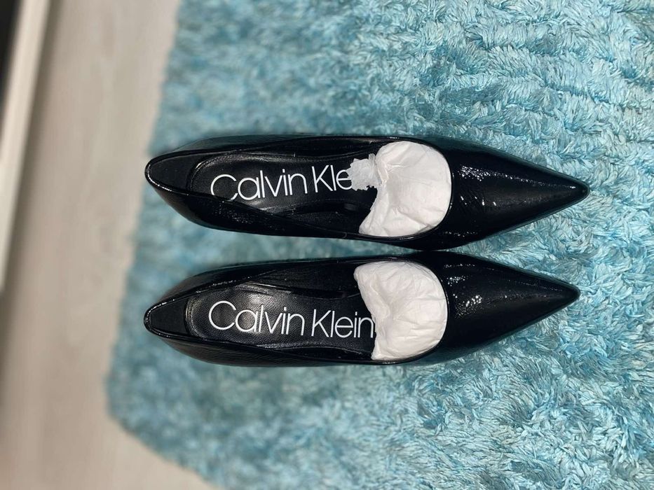 Calvin Klein - обувки