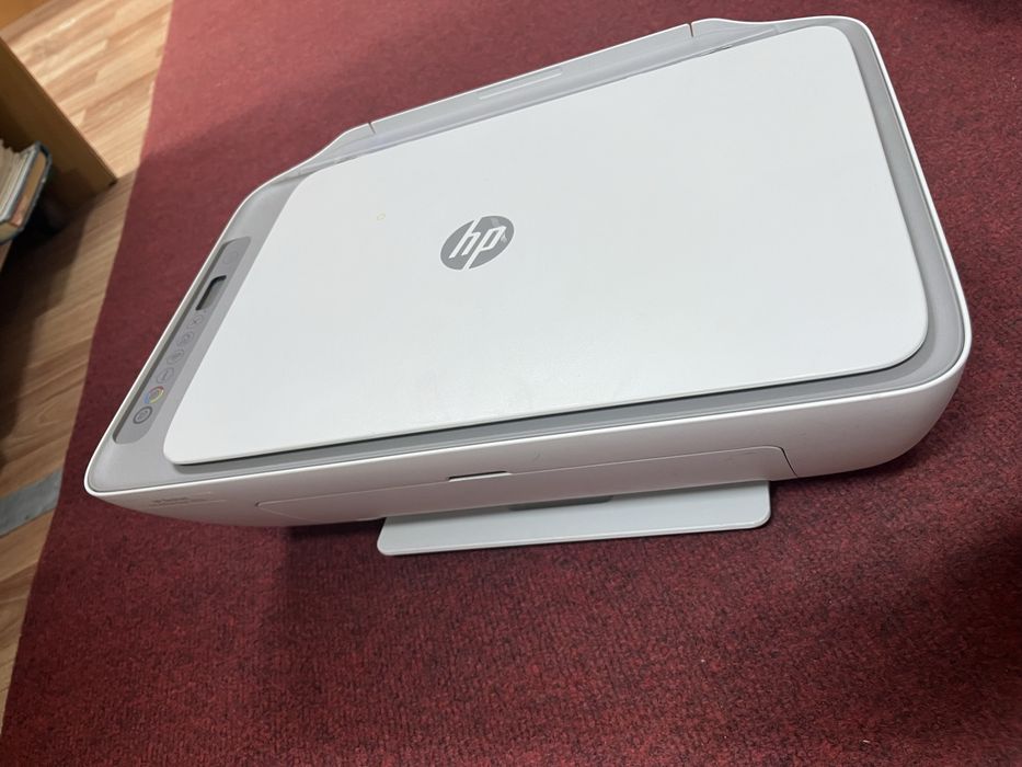 Принтер новый кортриджы нету а так рабочий