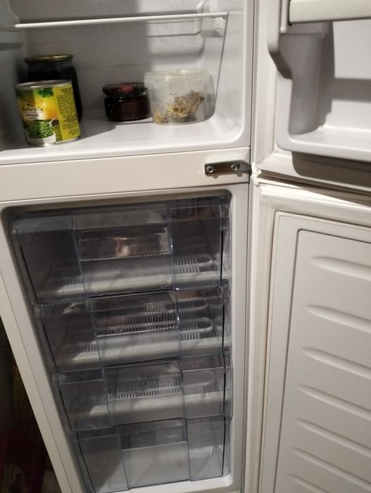 Продам холодильник