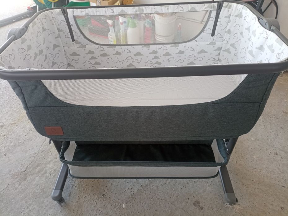 Малко бебешко легълце