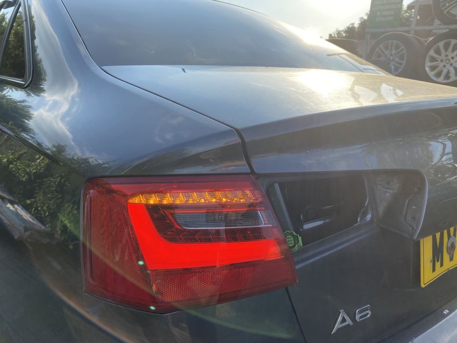 Stop dreapta led pe aripă Audi A6 C7 berlină