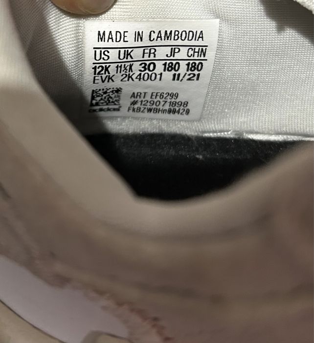 Adidași Boss, Adidas, Nike