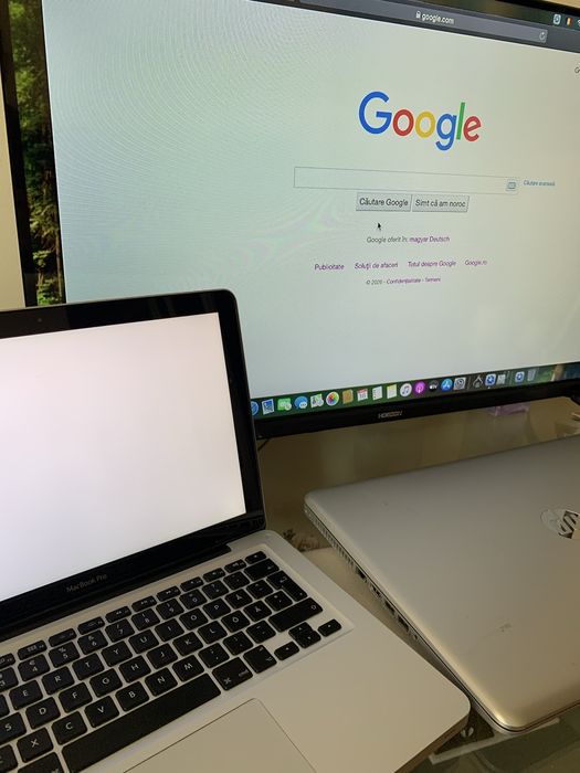 MacBook Pro intel core i5,Tastatura luminata,Display 13,3,Citi anuntul