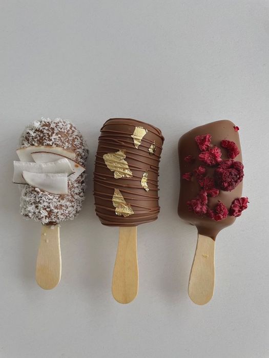 Клубника шоколаде