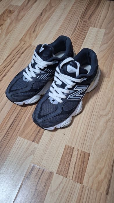 Adidași New Balance 9060