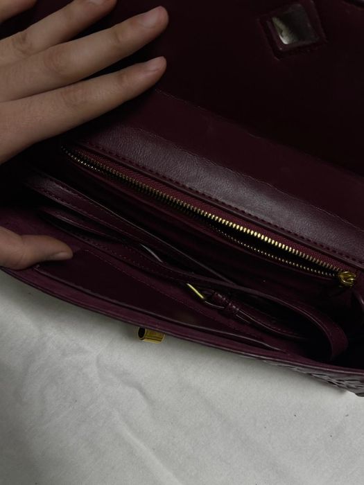 Продаётся клатч Bottega Veneta