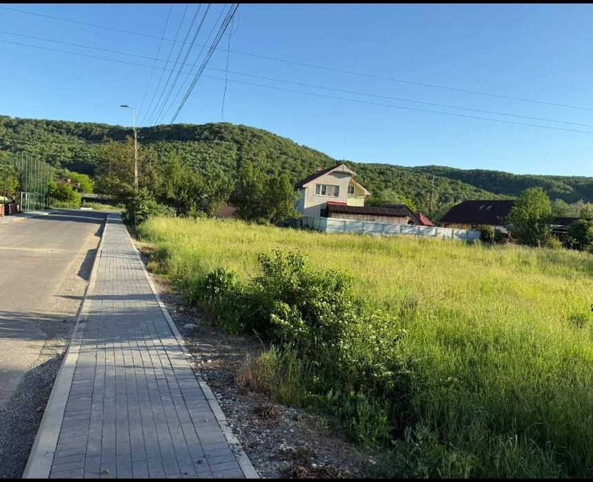 Teren intravilan de vanzare 1373mp Viile Dejului str Somcutului