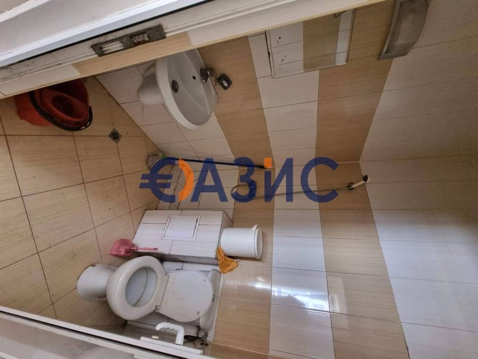 Продава се Двустаен апартамент в к.к. Слънчев бряг - 70 кв.м за 528 €/кв.м - Снимка #14