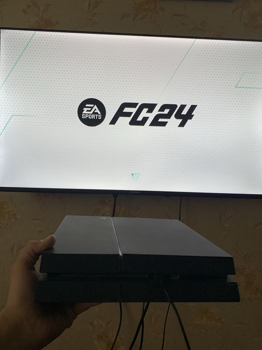 Playstation 4 500 tali