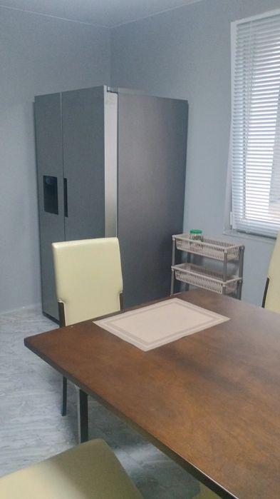 Дава се под наем Двустаен апартамент в Пловдив, Коматево - 70 кв.м за 433.5 € - Снимка #2