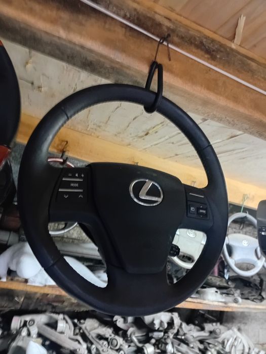 Мультируль Lexus