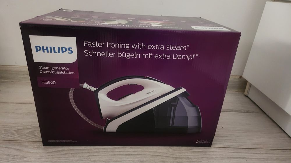 Fier de călcat cu stație Phillips HI5920