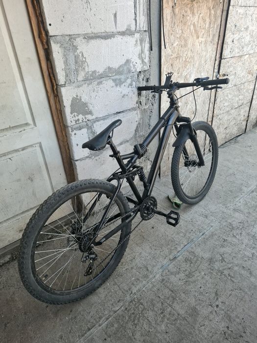 Bicicleta full suspension