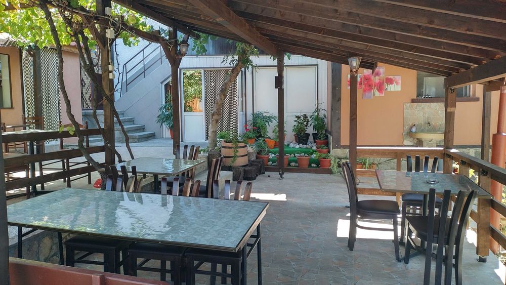 Дава се под наем Заведение в с. Брестник, Област Пловдив - 70 кв.м за 51 € - Снимка #6