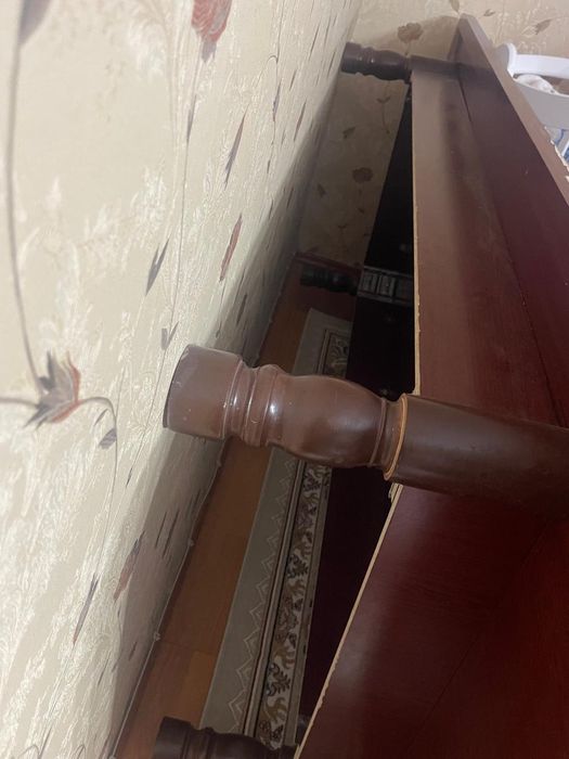 стол хороший состояние