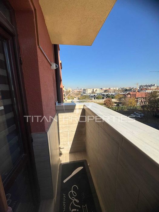 Продава се Многостаен апартамент в Пловдив, Остромила - 179 кв.м за 1872 €/кв.м - Снимка #12