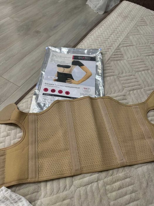 карсет ( Бандаж] на грудь