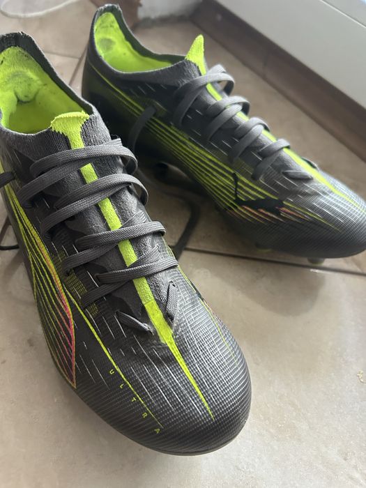 Футболни обувки Puma 40 номер