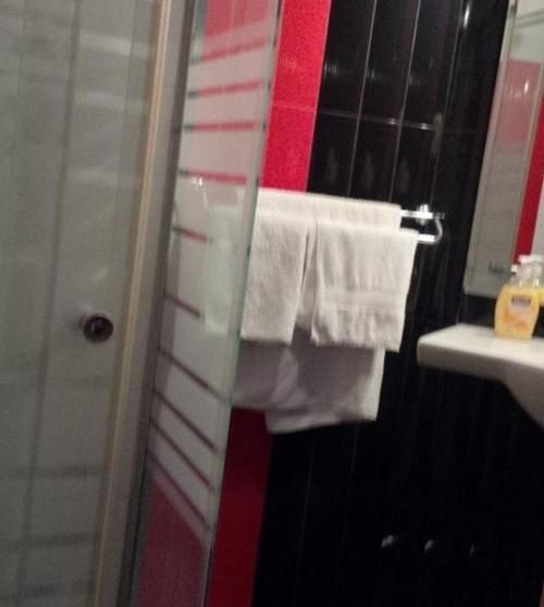 Дава се под наем Многостаен апартамент в Пловдив, Кършияка - 153 кв.м за 1200 € - Снимка #3