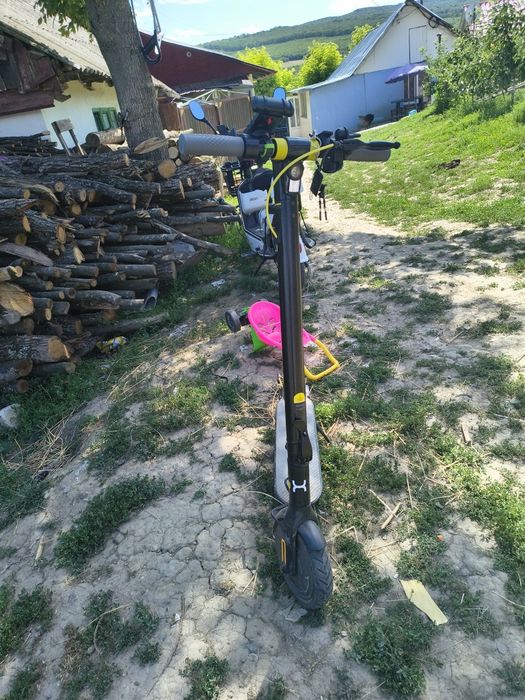 Vând trotineta lexgo r9x lite