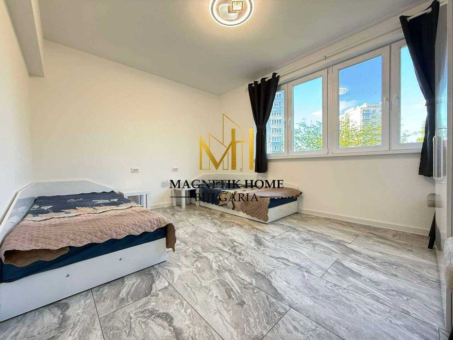 Дава се под наем Тристаен апартамент в Бургас, Лазур - 75 кв.м за 765 € - Снимка #2