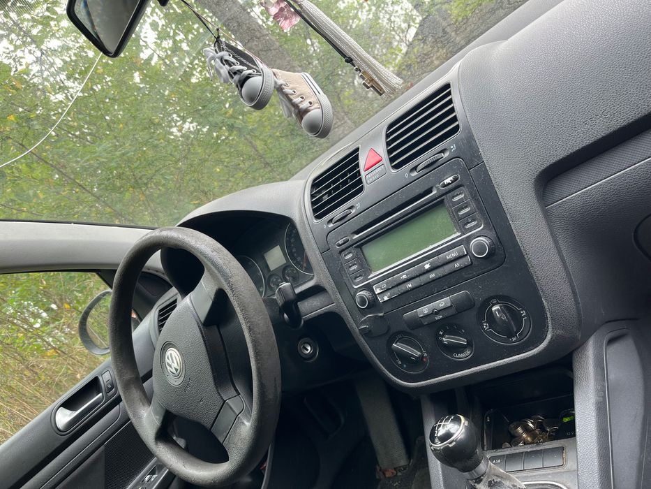 Vând golf 5 2006, diesel 1.9