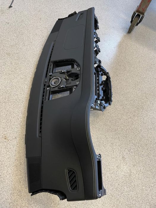 Plansa bord porsche macan 2021