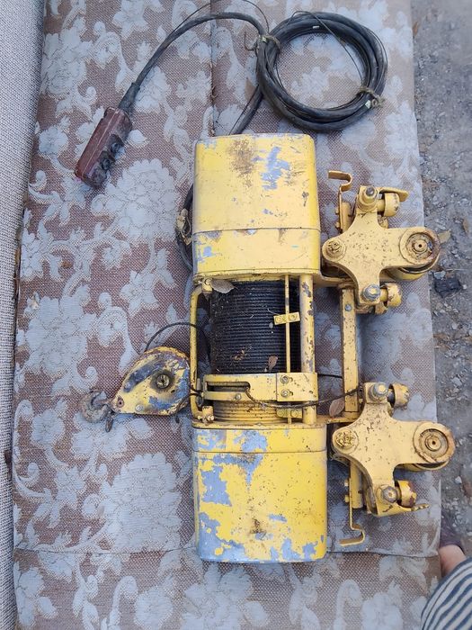 Продам тельфер б/у