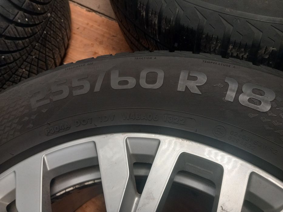 Jante touareg r18 cu anvelope de iarna 255 60 18