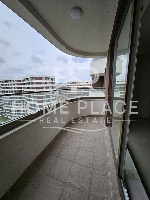 Просторен, слънчев имот  с панорама в кв. Трошево -"Сити парк юг"