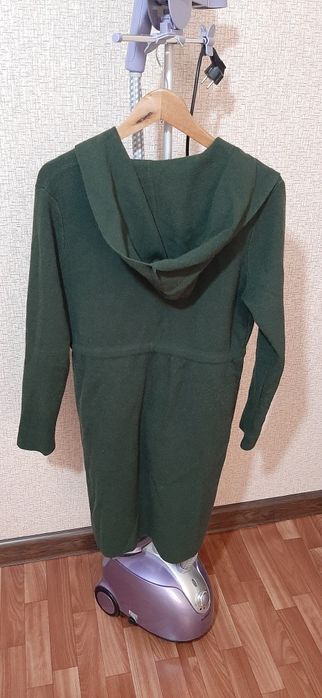 Продаются зимние вещи. Недорого.