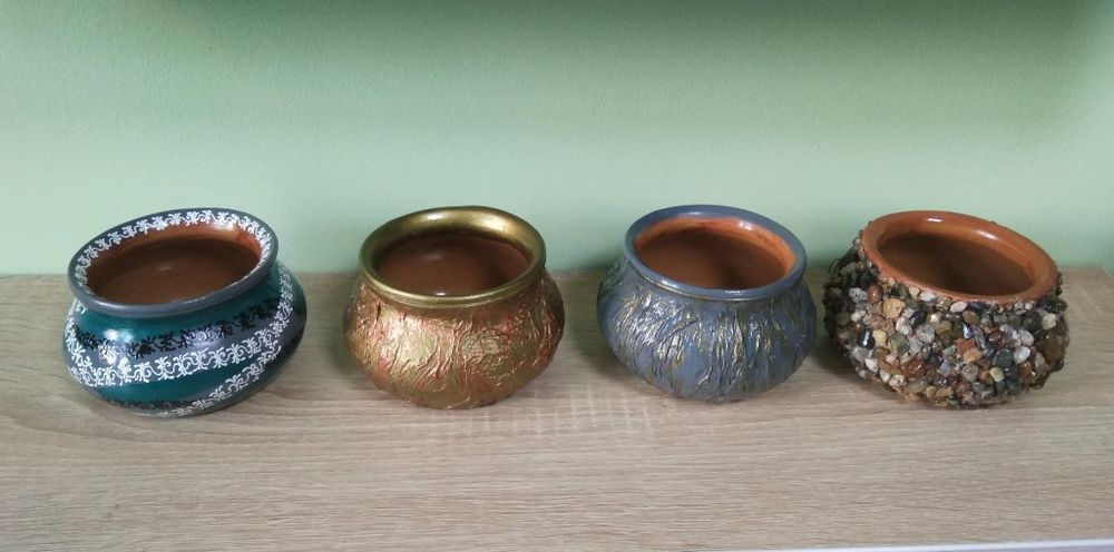 Горшочки для цветов и пр.