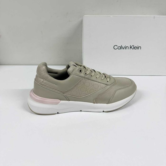 Calvin Klein Flexi Runner