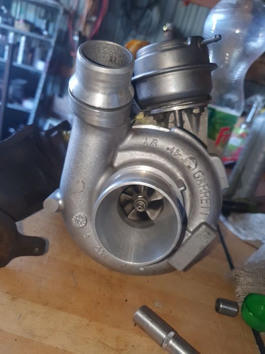 Turbo opel vivaro 2.0cdti