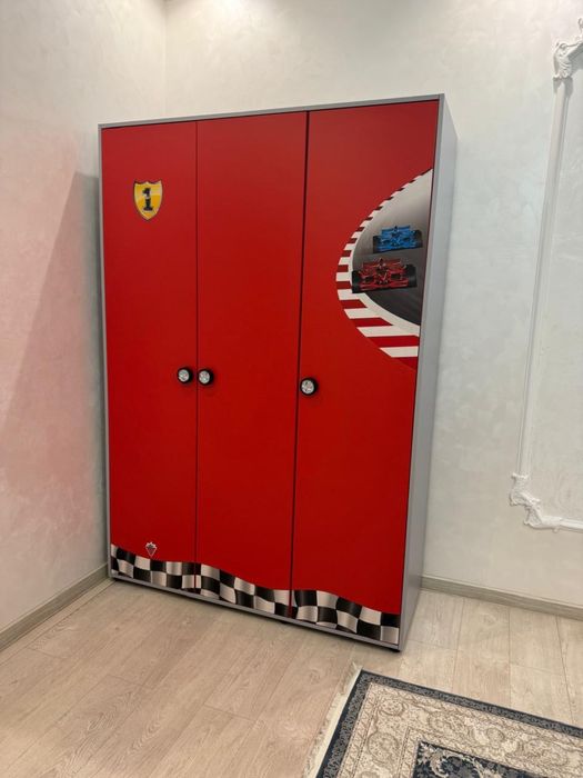 Мебель детская  в отличном состоянии