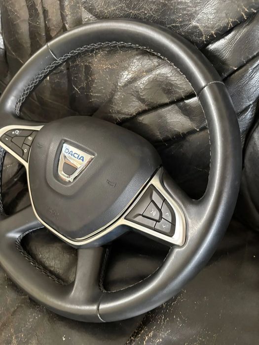 volan cu airbag dacia duster 2020