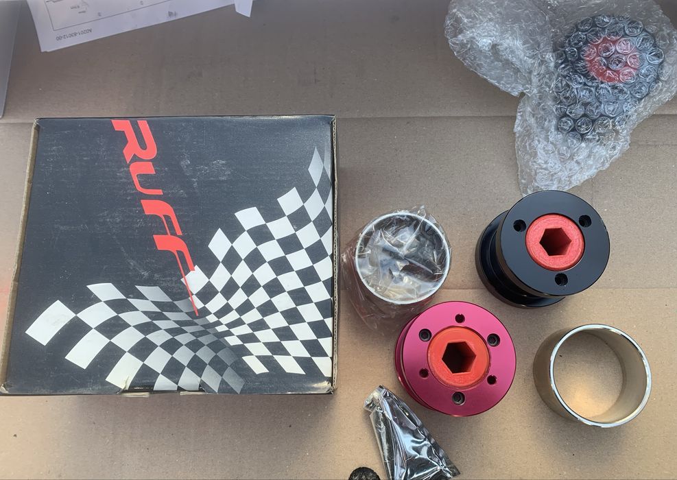 Полиуретанови тампони за носачи БМВ Е36 Е46 М3 4Х4 Е39 не powerflex