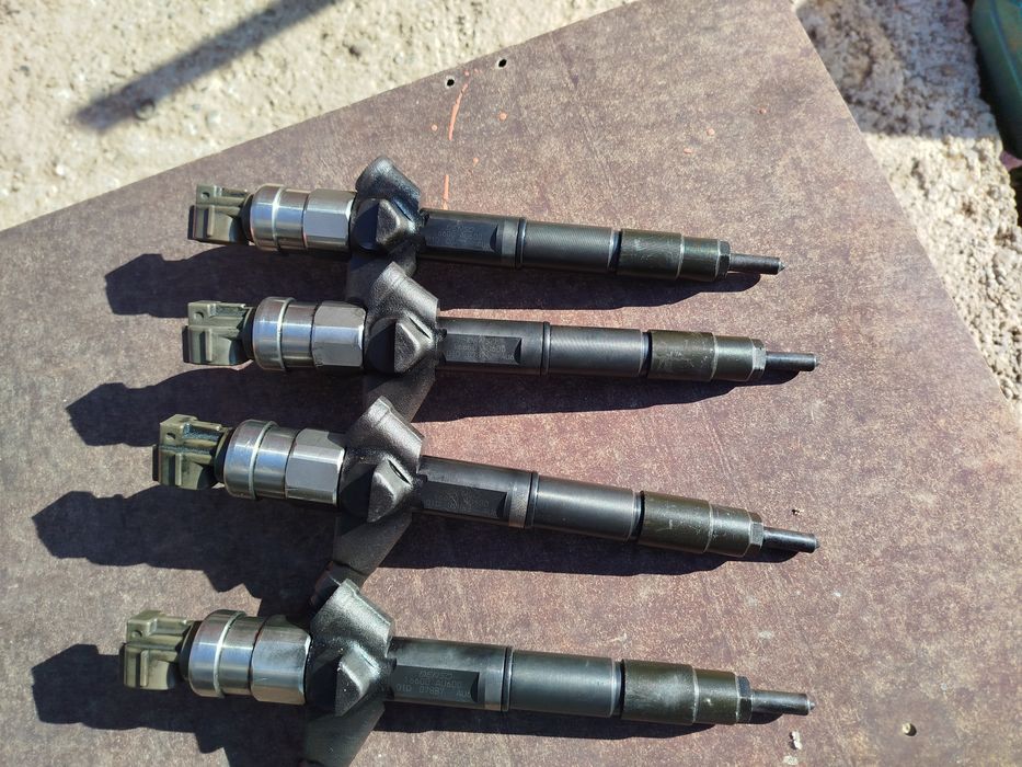 Дюзи за Нисан Примера 2.2dci