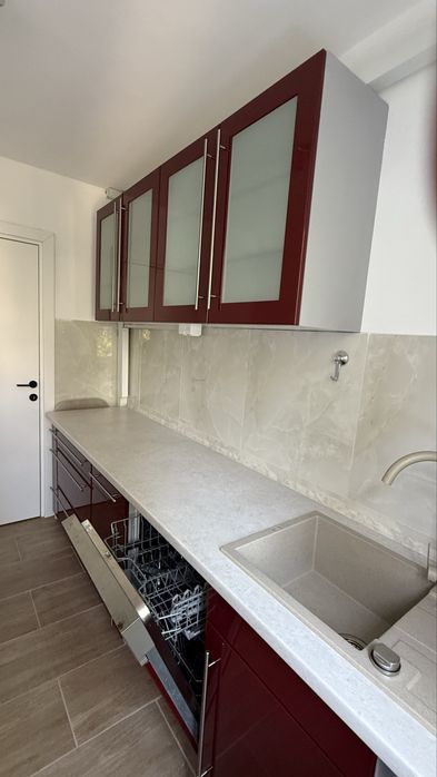 Apartament 3 camere de închiriat – zonă centrală, Piața Centrală