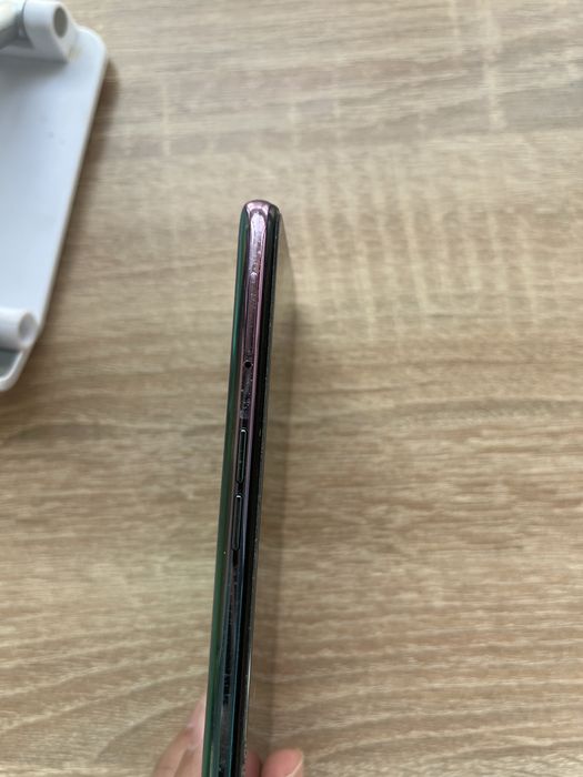 Смартфон Oppo Reno 5