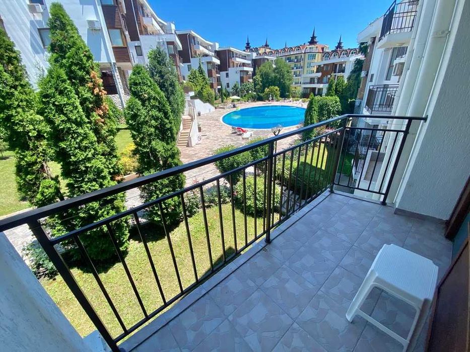 Двустаен апартамент с фронтална гледка море, Първа линия