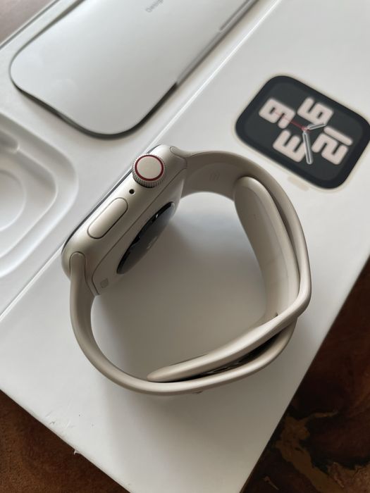 Apple watch SE 2nd gen 40mm LTE