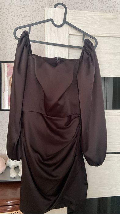 Продам платье женское