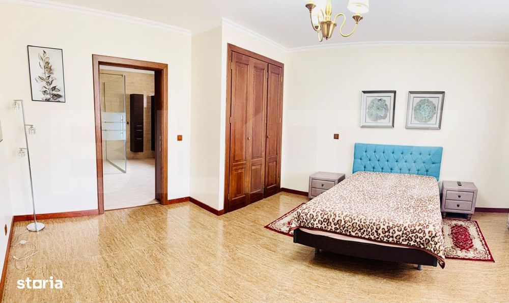 Vila de vanzare, 369 mp, zona Gaesti