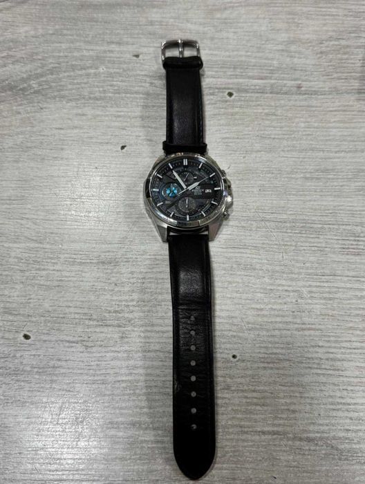 СПЕШНО НОВ Часовник Casio Edifice EFR-556L-1AVUEF