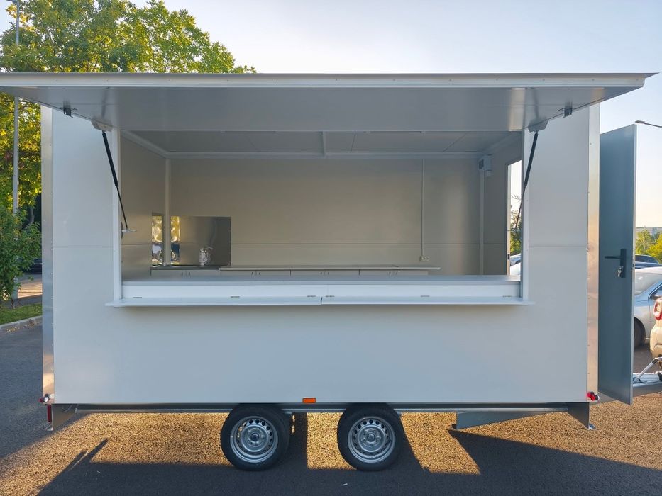 Inchiriez Rulota/Food Truck Comerciala Street Food